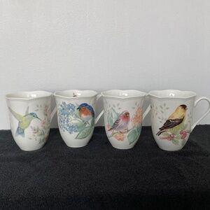 Set of 4 LENOX Butterfly Meadow Flutter Bird Mugs